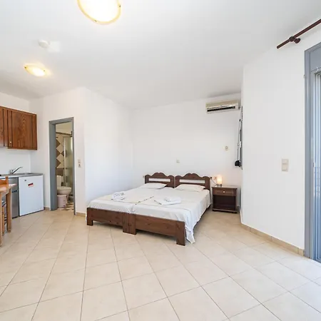 Apartment Aridas At The *